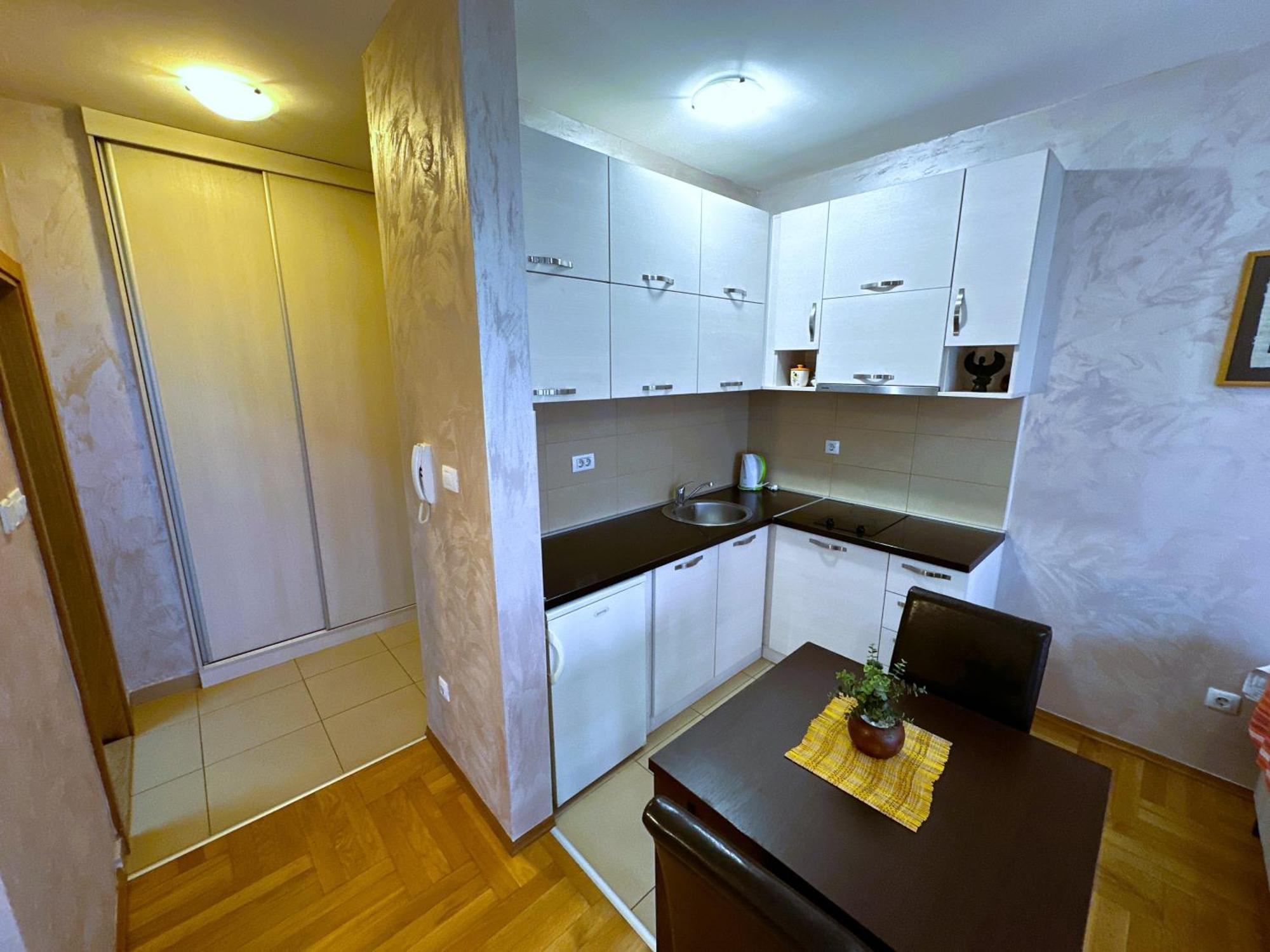 Renta Stanovi Podgorica Apartment Exterior photo