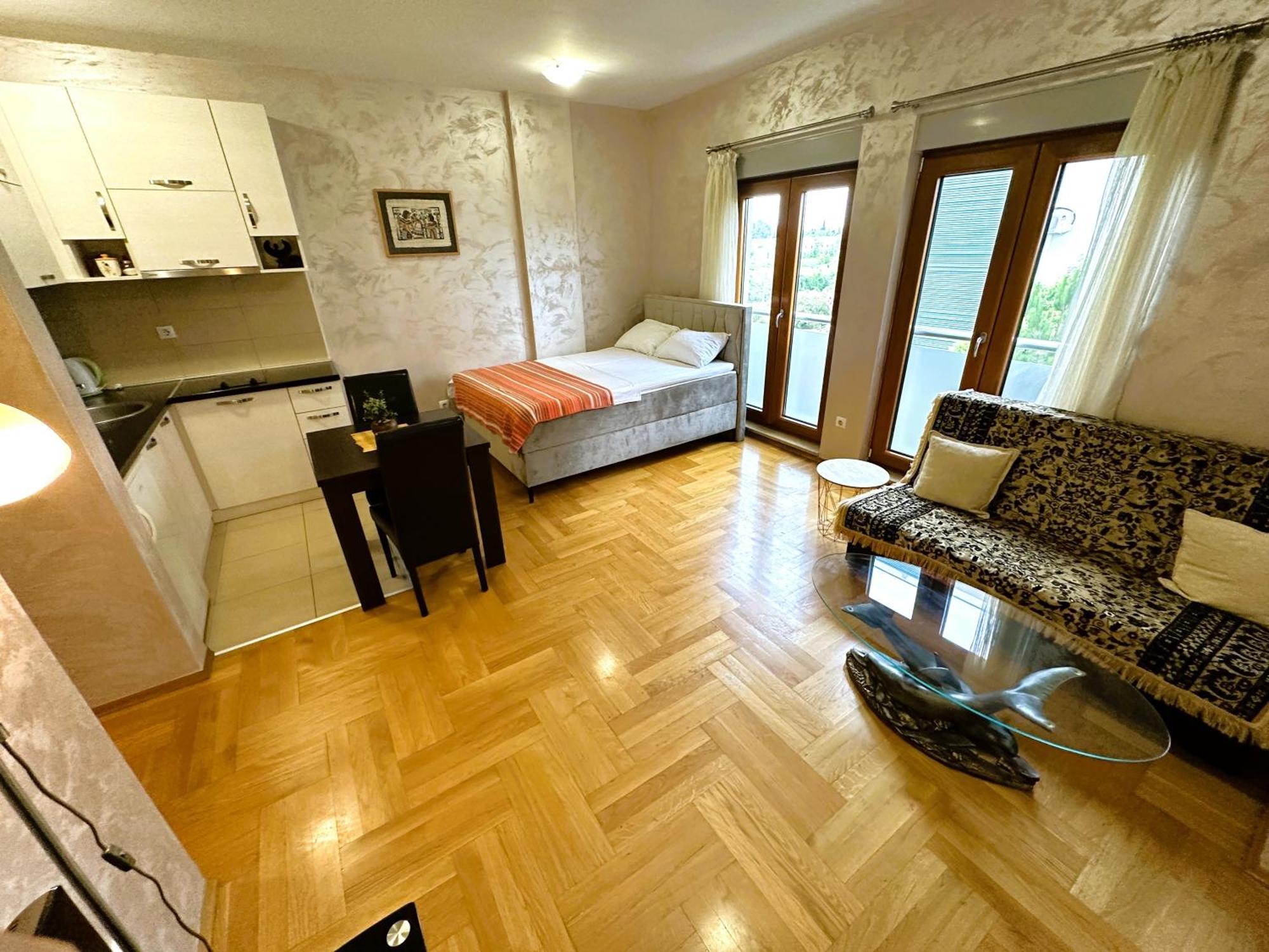Renta Stanovi Podgorica Apartment Exterior photo